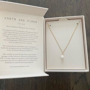 Knots and Pipes pearl necklace